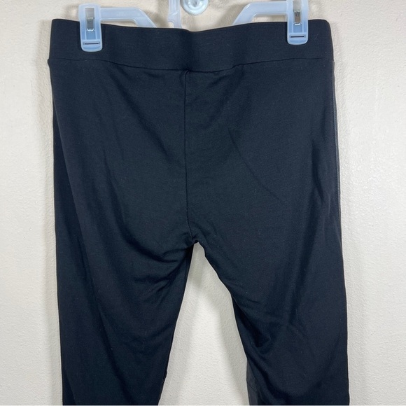 MEDIUM CABI BLACK FAUX LEATHER MOTO LEGGINGS  GOTH STRETCH PULL ON STYLE - Picture 10 of 10